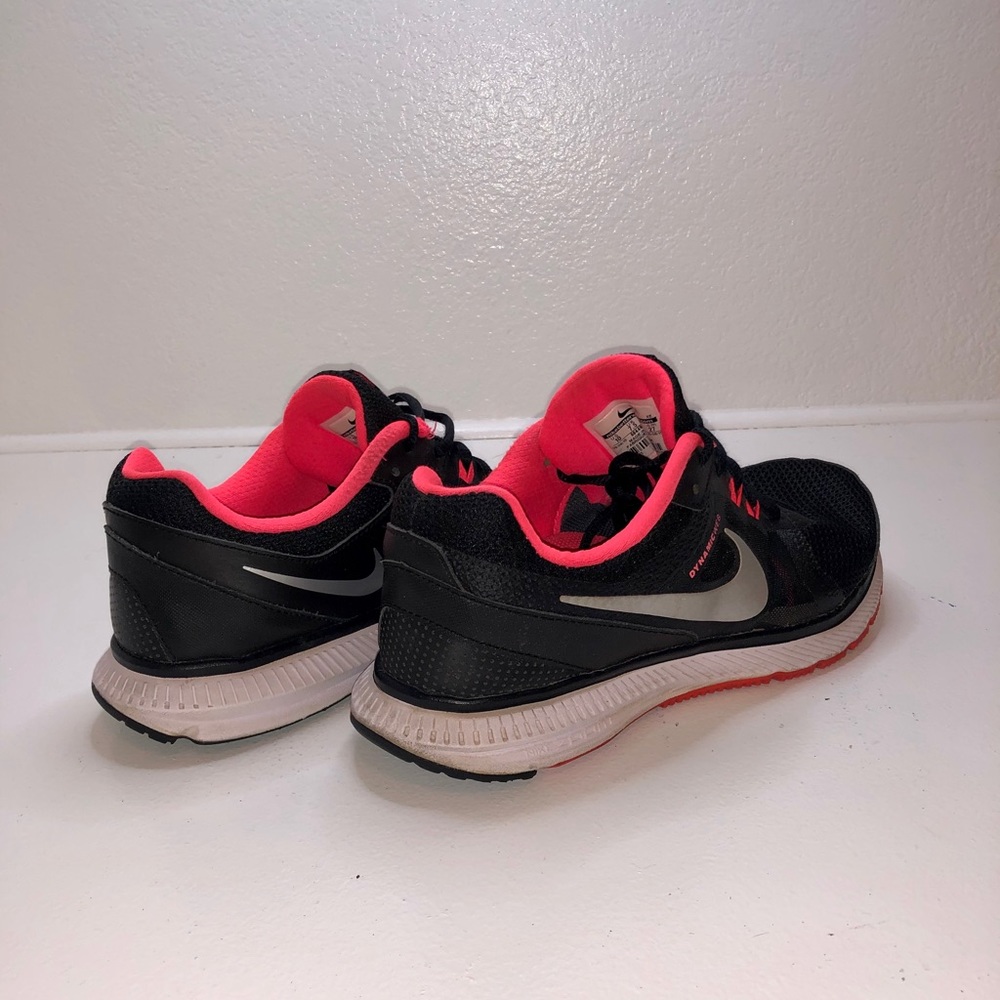 Nike Zoom Winflo Women’s Running Shoes